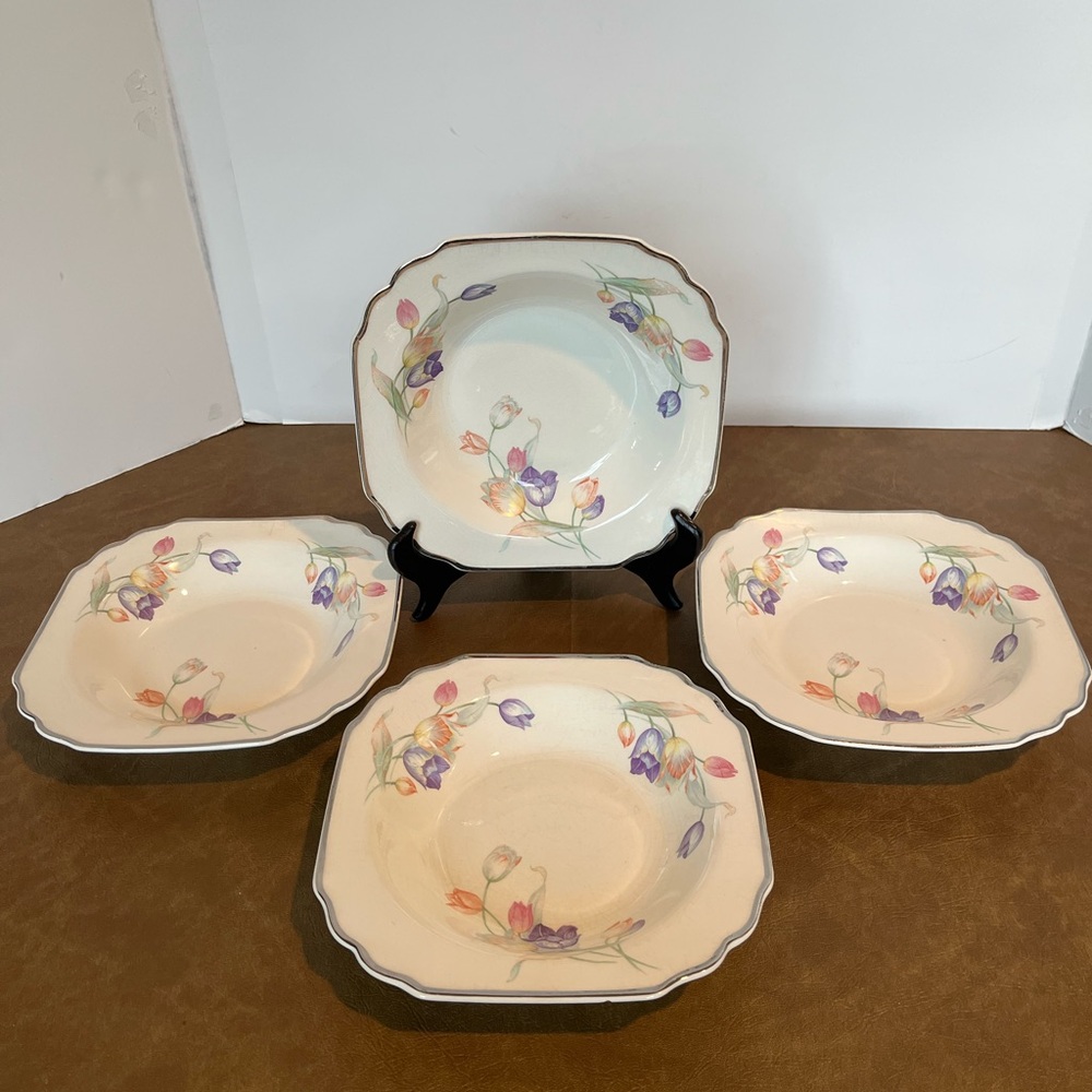 Set of 4 Vintage Pottery Pastel Tulip Square Bowls - Picture 15 of 15